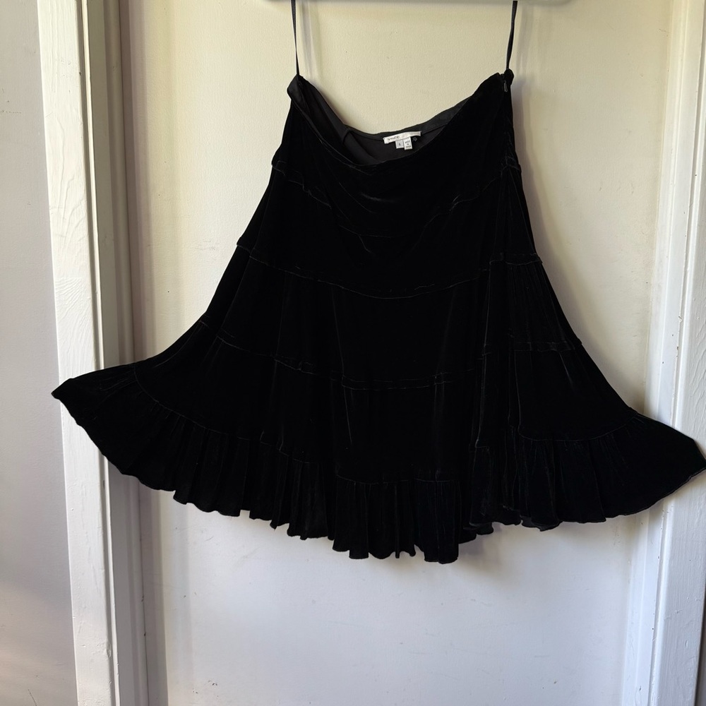 New Vince Black Velvet tiered midi Skirt, 4
